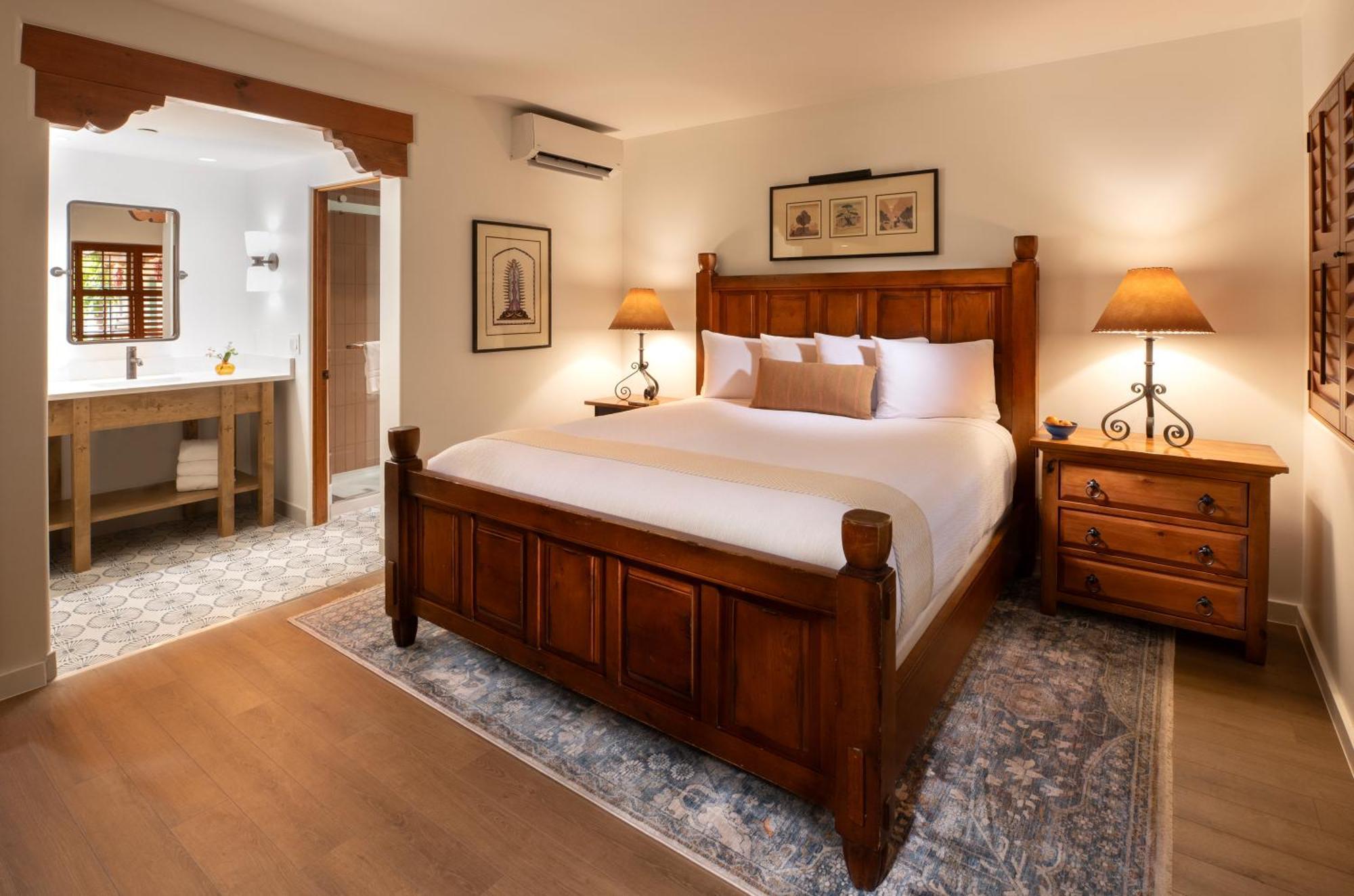 Hotel Pinon Court By La Fonda